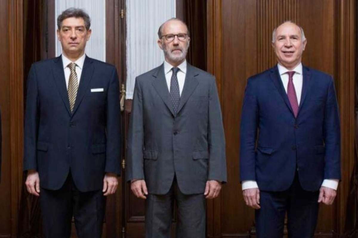 Denuncian penalmente a los jueces de la proscripción