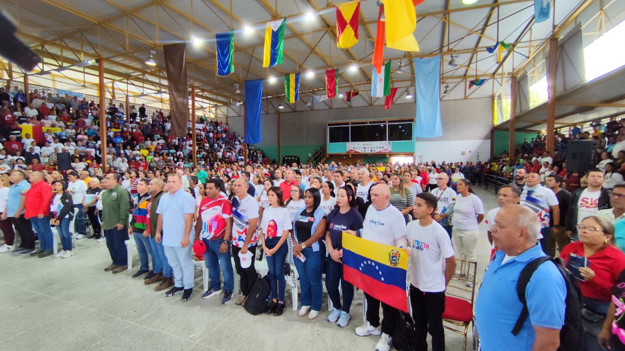 VENEZUELA: poder popular, conducción colectiva y defensa de la Patria