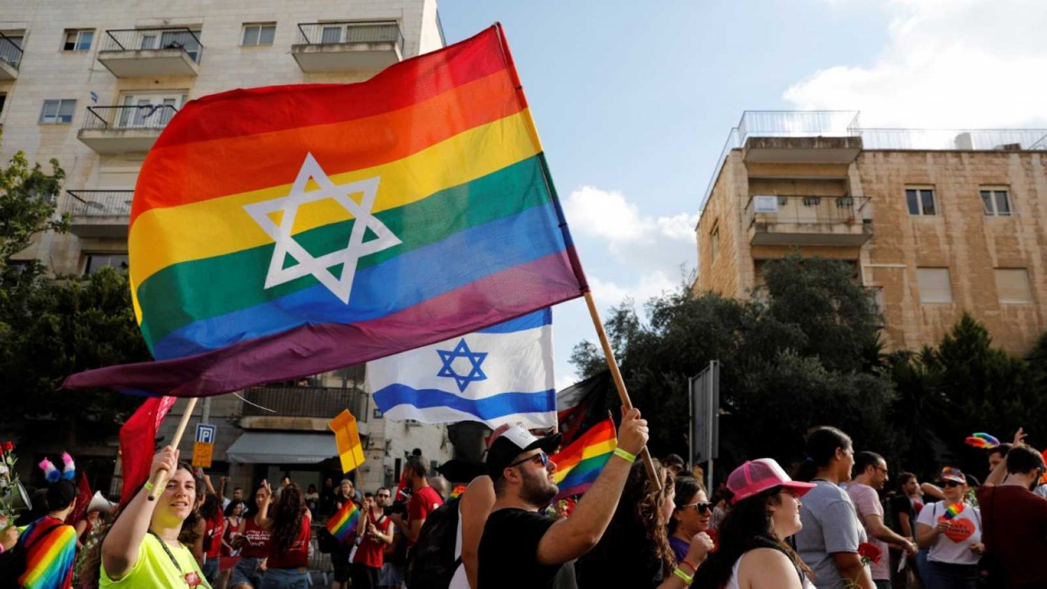 La máscara rosa de Israel y el último grito de la moda gay friendly