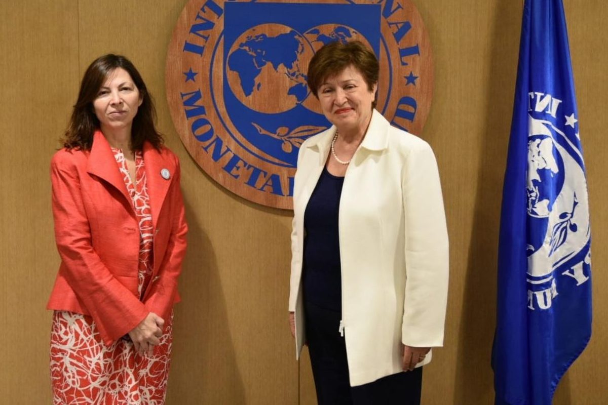 Corrida cambiaria, devaluación y dólar blue: Una nueva película de terror en las salas del país